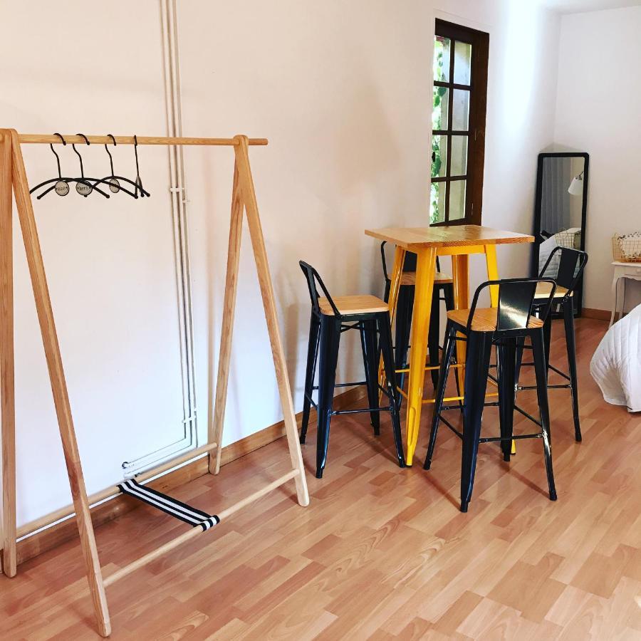 La Taille Haute Chambre Cerf Tigy Ngoại thất bức ảnh